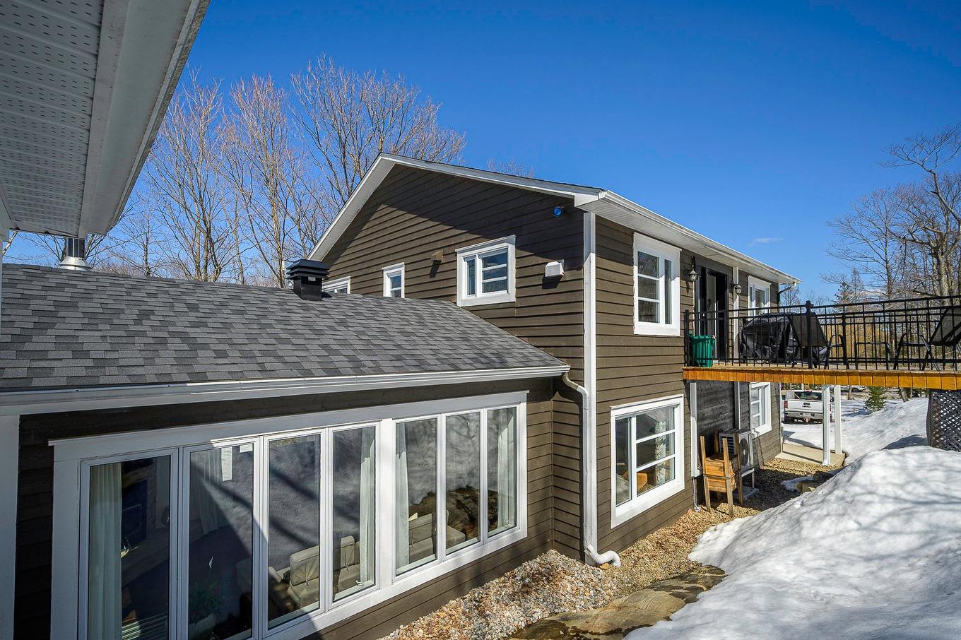 Face arrière - 134 Ch. Black, Mille-Isles, QC - Outdoor With Exterior