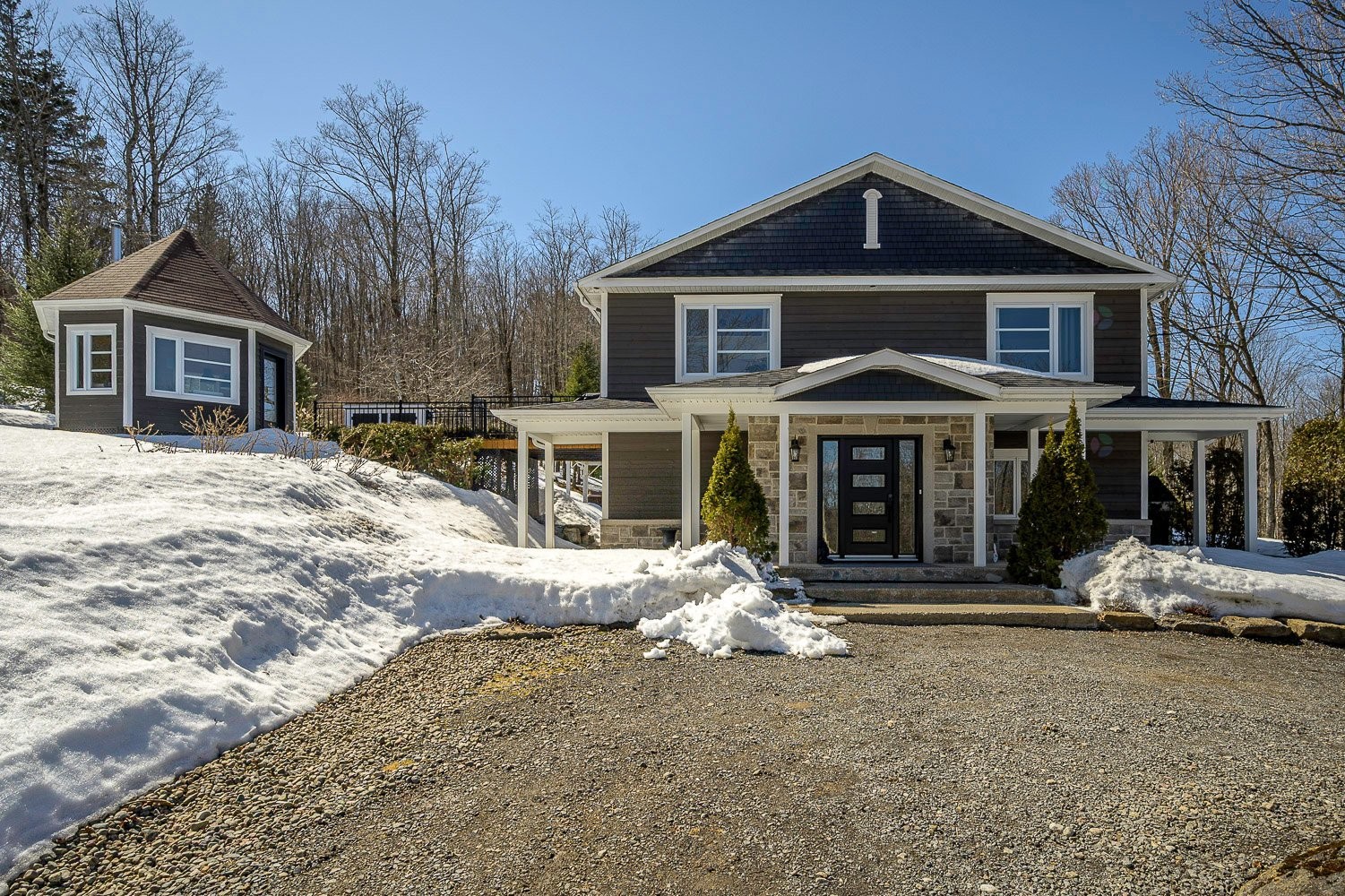 Front of Structure - 134 Ch. Black, Mille-Isles, QC - Outdoor With Facade