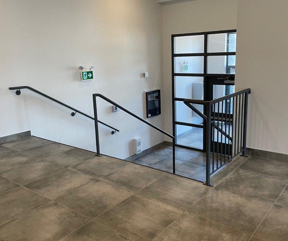 Hall - 3-675 Rue De La Visitation, Saint-Charles-Borromée, QC - Indoor Photo Showing Other Room