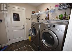 laundry with utility sink -