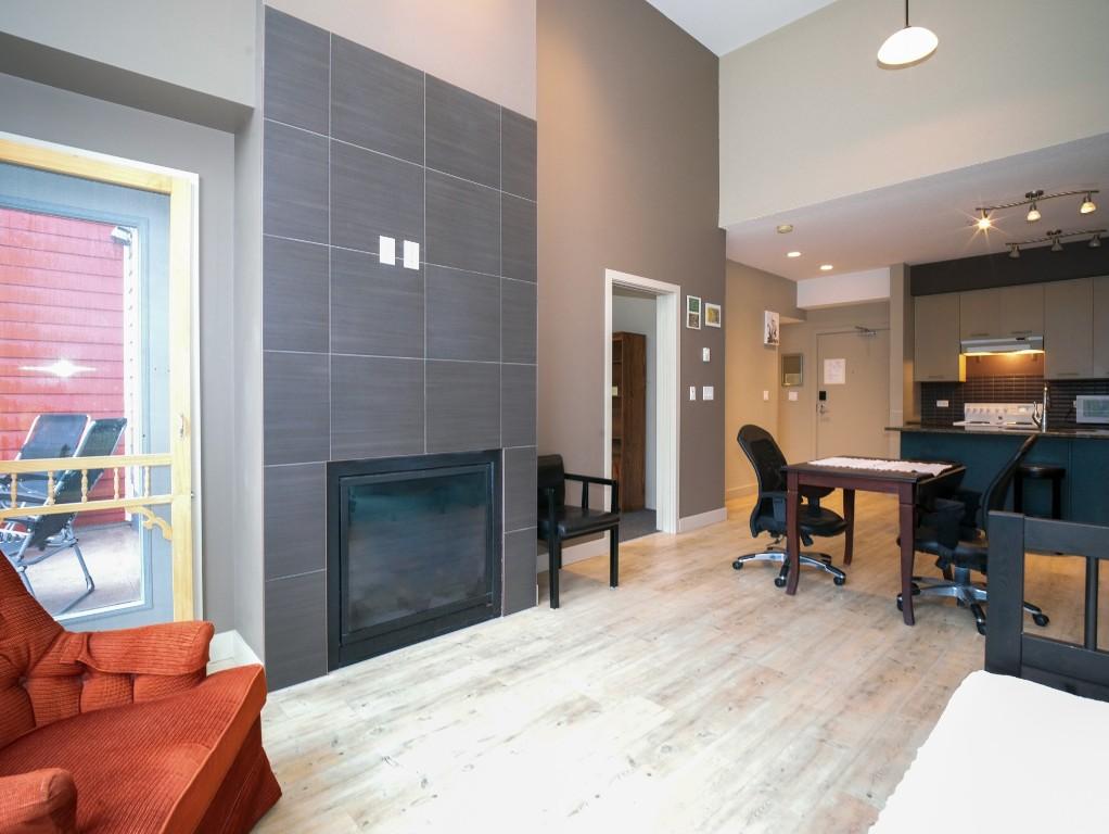 303-30 Monashee Road, Vernon, BC - Indoor Photo Showing Other Room With Fireplace