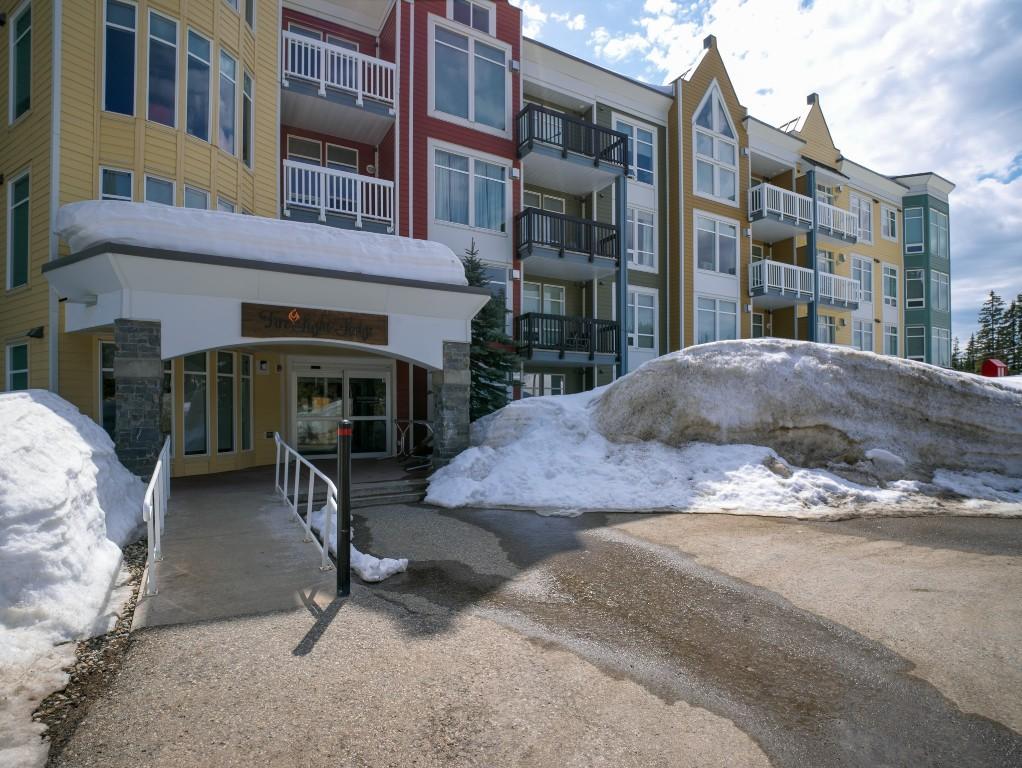 303-30 Monashee Road, Vernon, BC - Outdoor
