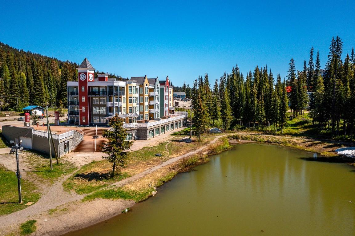 303-30 Monashee Road, Vernon, BC - Outdoor With Body Of Water