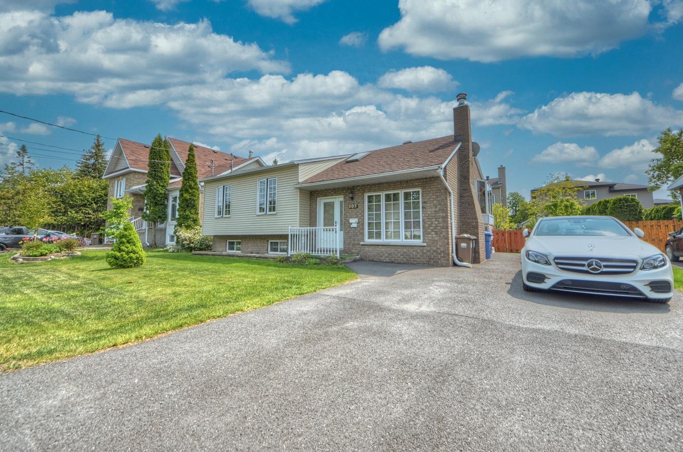 Frontage - 805 Ch. Des Prairies, Brossard, QC - Outdoor