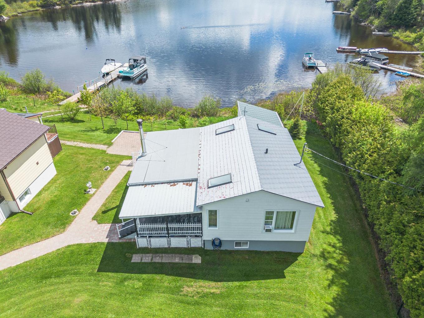 Exterior - 103 - 111 Ch. Du Lac-Aux-Bois-Francs O., Rivière-Rouge, QC - Outdoor With Body Of Water With View