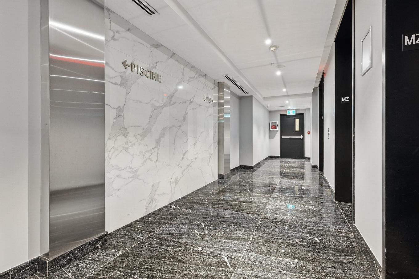 Hall - 1407-1188 Av. Union, Montréal (Ville-Marie), QC - Indoor Photo Showing Other Room