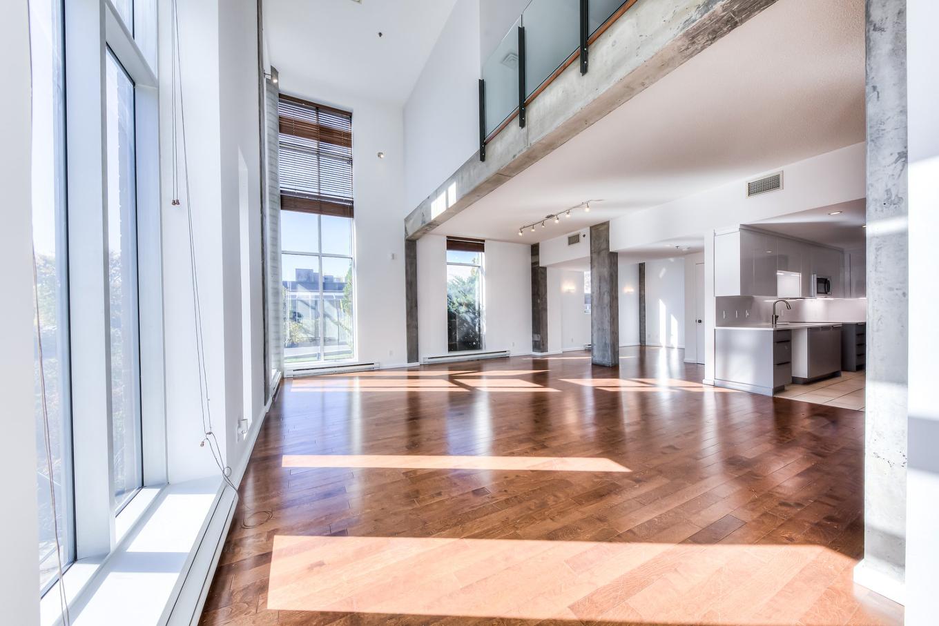 Salon - 123-210 Ch. Du Golf, Montréal (Verdun/Île-Des-Soeurs), QC - Indoor Photo Showing Other Room