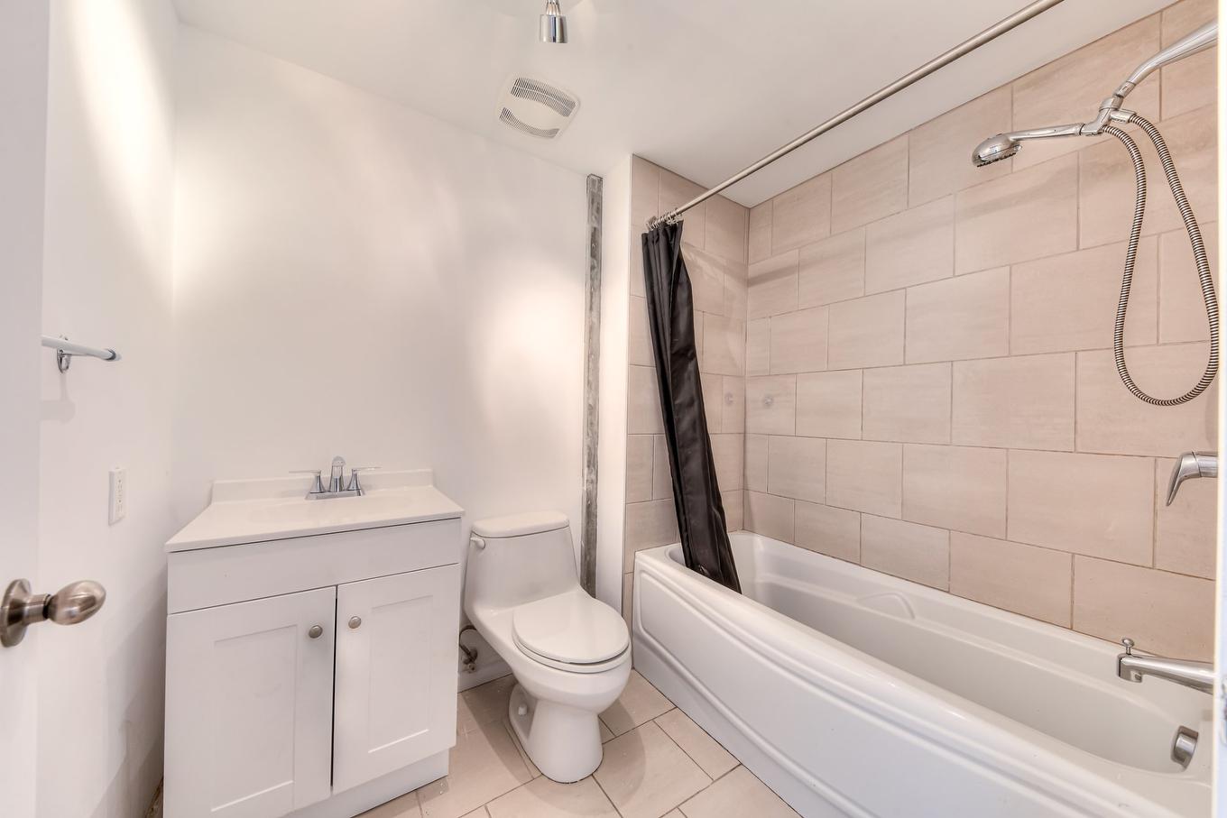 Salle de bains - 123-210 Ch. Du Golf, Montréal (Verdun/Île-Des-Soeurs), QC - Indoor Photo Showing Bathroom