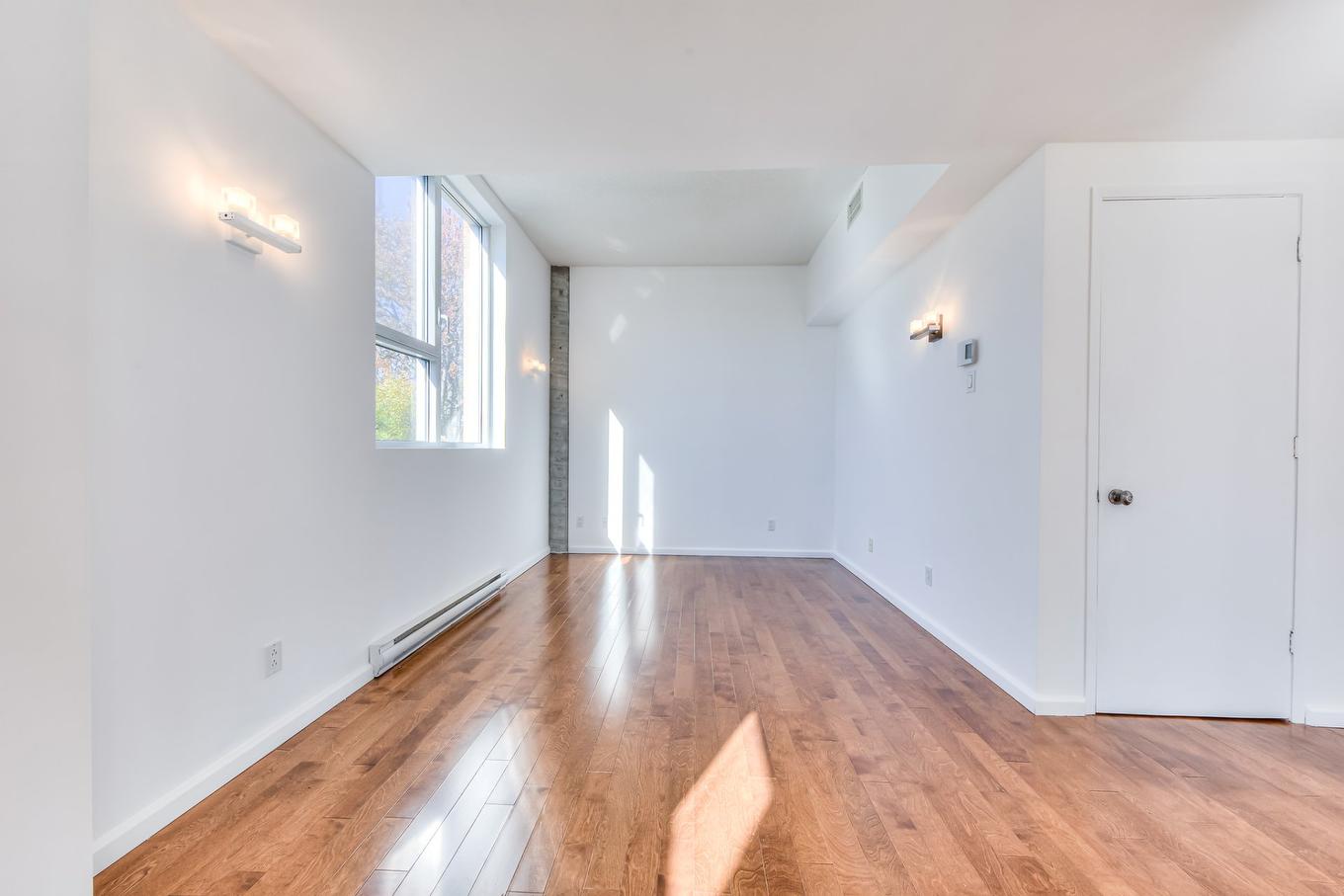 Salle à manger - 123-210 Ch. Du Golf, Montréal (Verdun/Île-Des-Soeurs), QC - Indoor Photo Showing Other Room