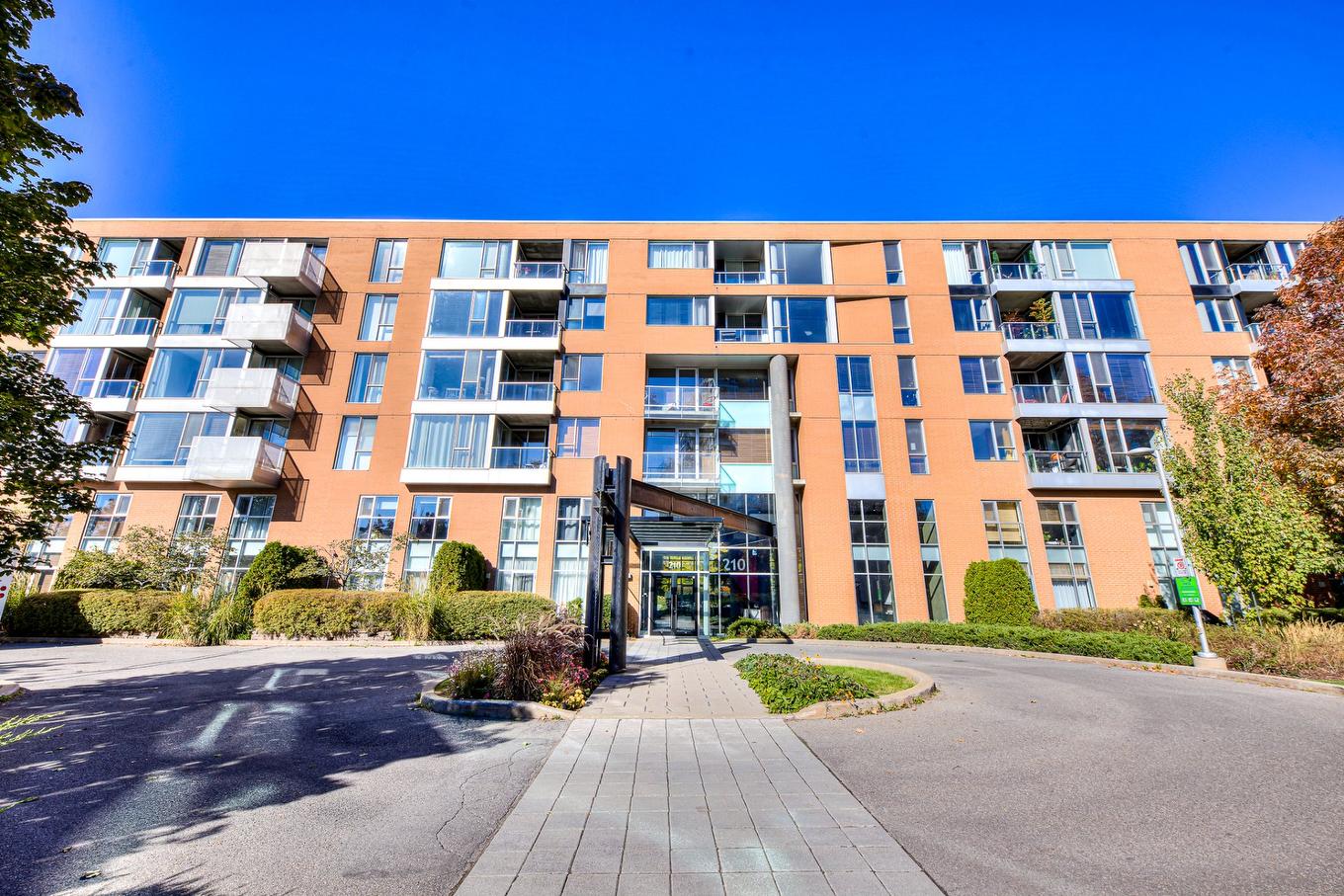 Façade - 123-210 Ch. Du Golf, Montréal (Verdun/Île-Des-Soeurs), QC - Outdoor With Balcony With Facade