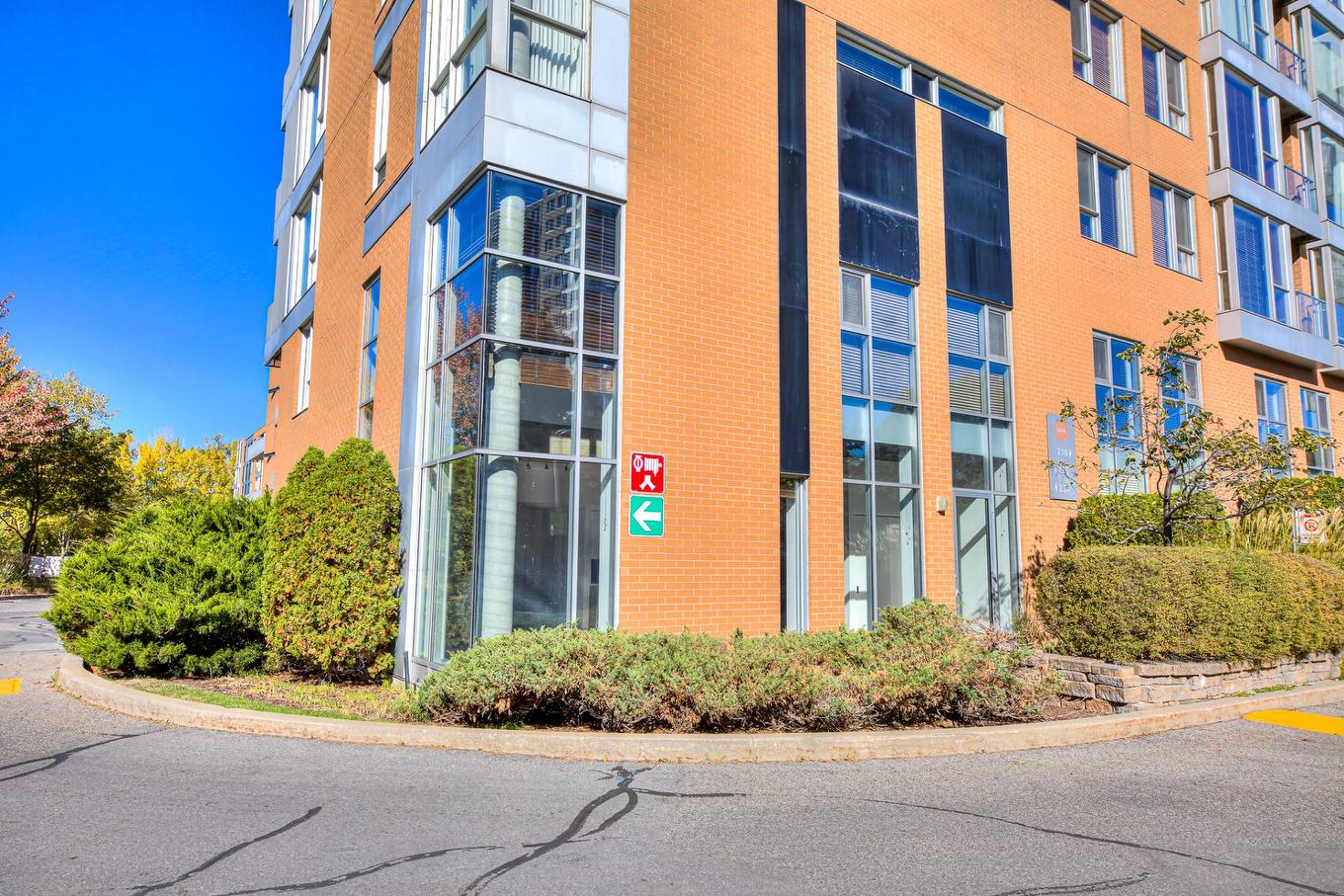 Façade - 123-210 Ch. Du Golf, Montréal (Verdun/Île-Des-Soeurs), QC - Outdoor With Facade