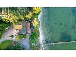 5591 DELTA ROAD Sechelt, BC V7Z 0G1