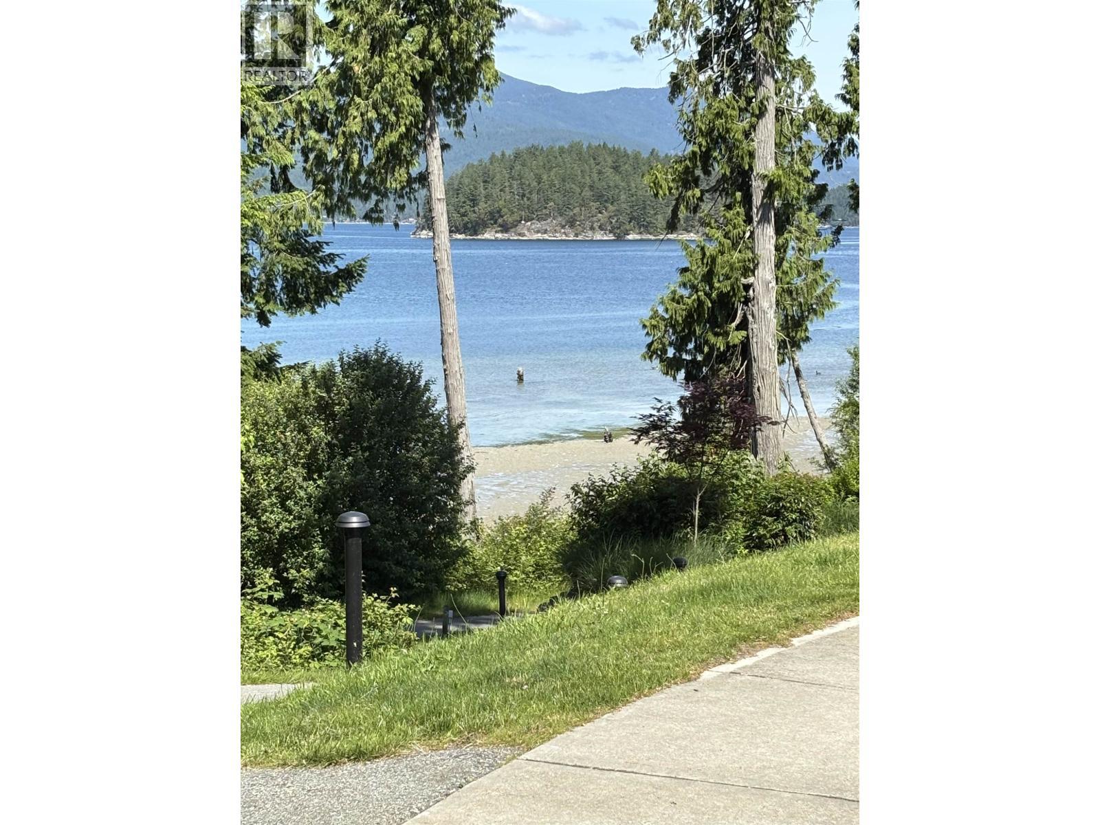5591 Delta Road, Sechelt, BC