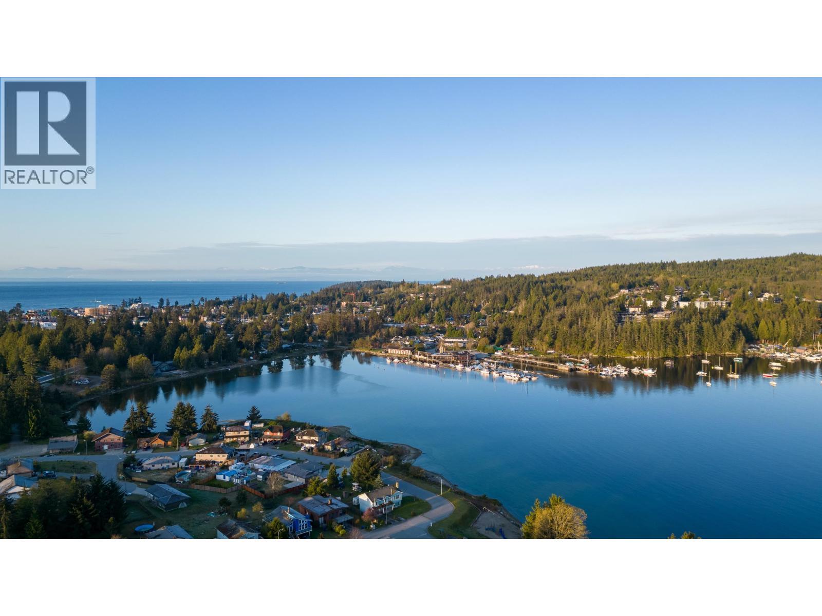 5591 Delta Road, Sechelt, BC