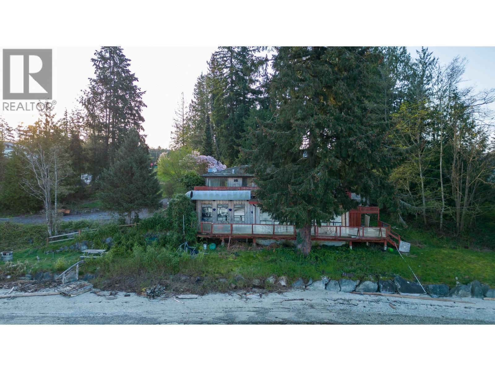 5591 Delta Road, Sechelt, BC