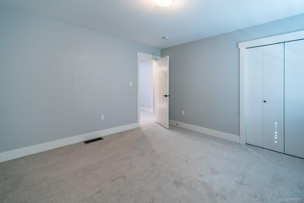 4462 Tyndall Ave, Saanich, BC