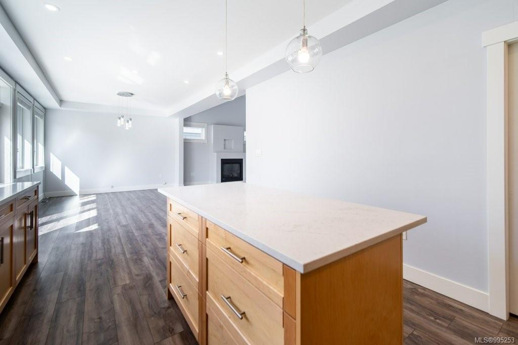 4462 Tyndall Ave, Saanich, BC