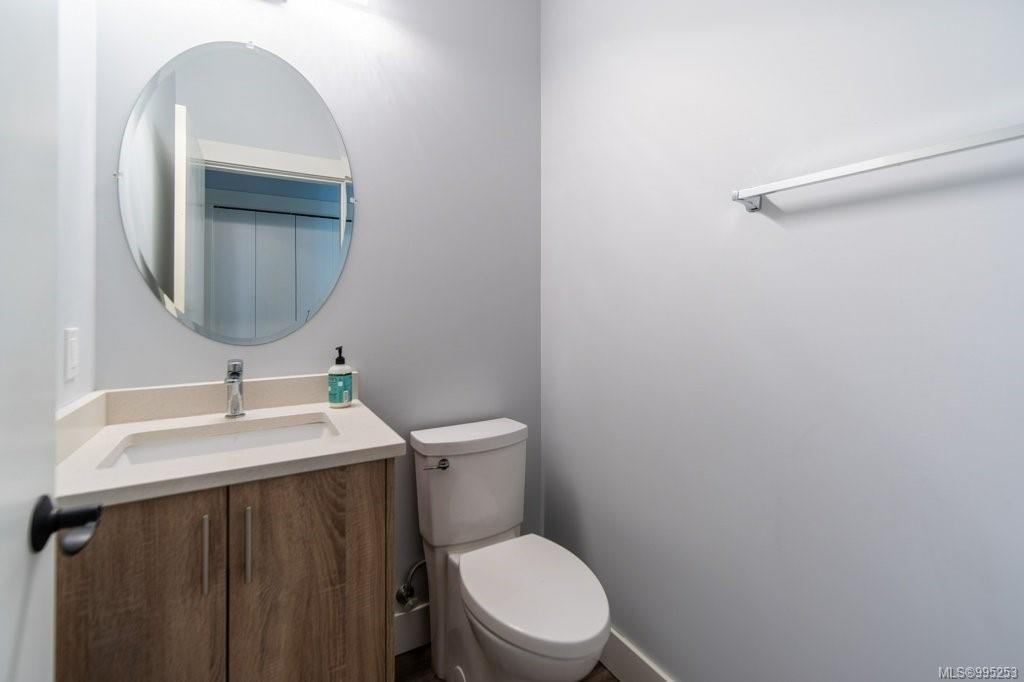 4462 Tyndall Ave, Saanich, BC