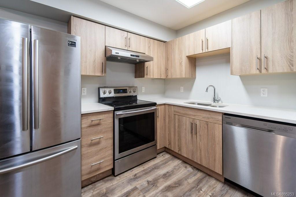 4462 Tyndall Ave, Saanich, BC