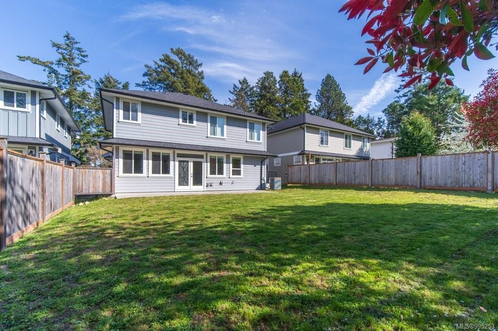 4462 Tyndall Ave, Saanich, BC
