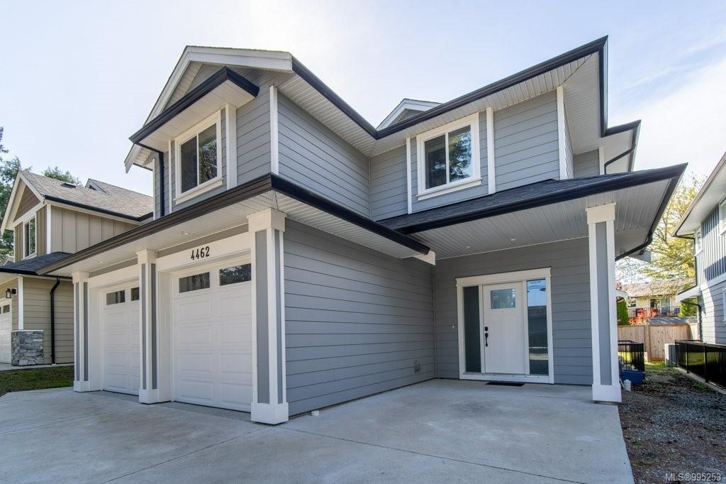 4462 Tyndall Ave, Saanich, BC