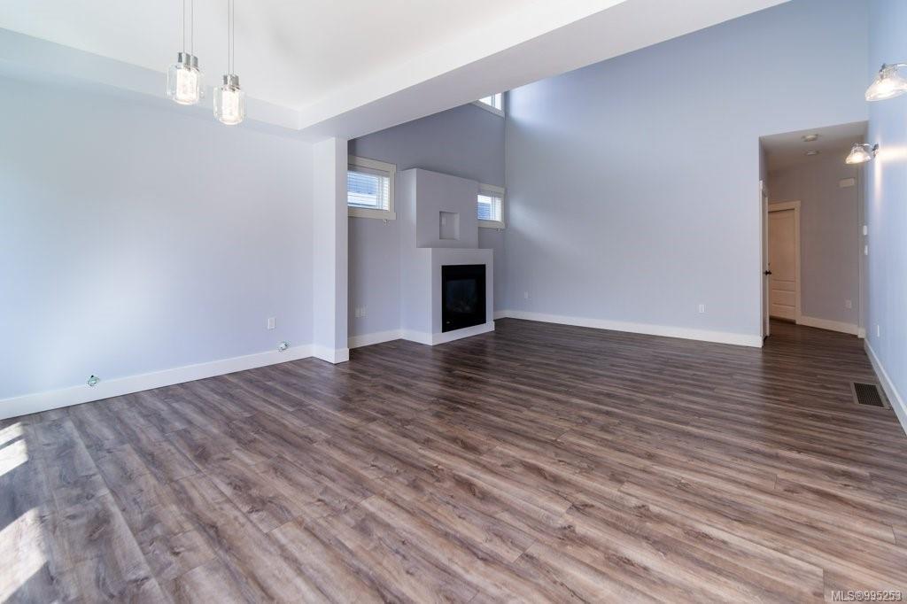 4462 Tyndall Ave, Saanich, BC