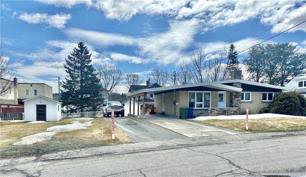 36 Veniot, Edmundston, NB
