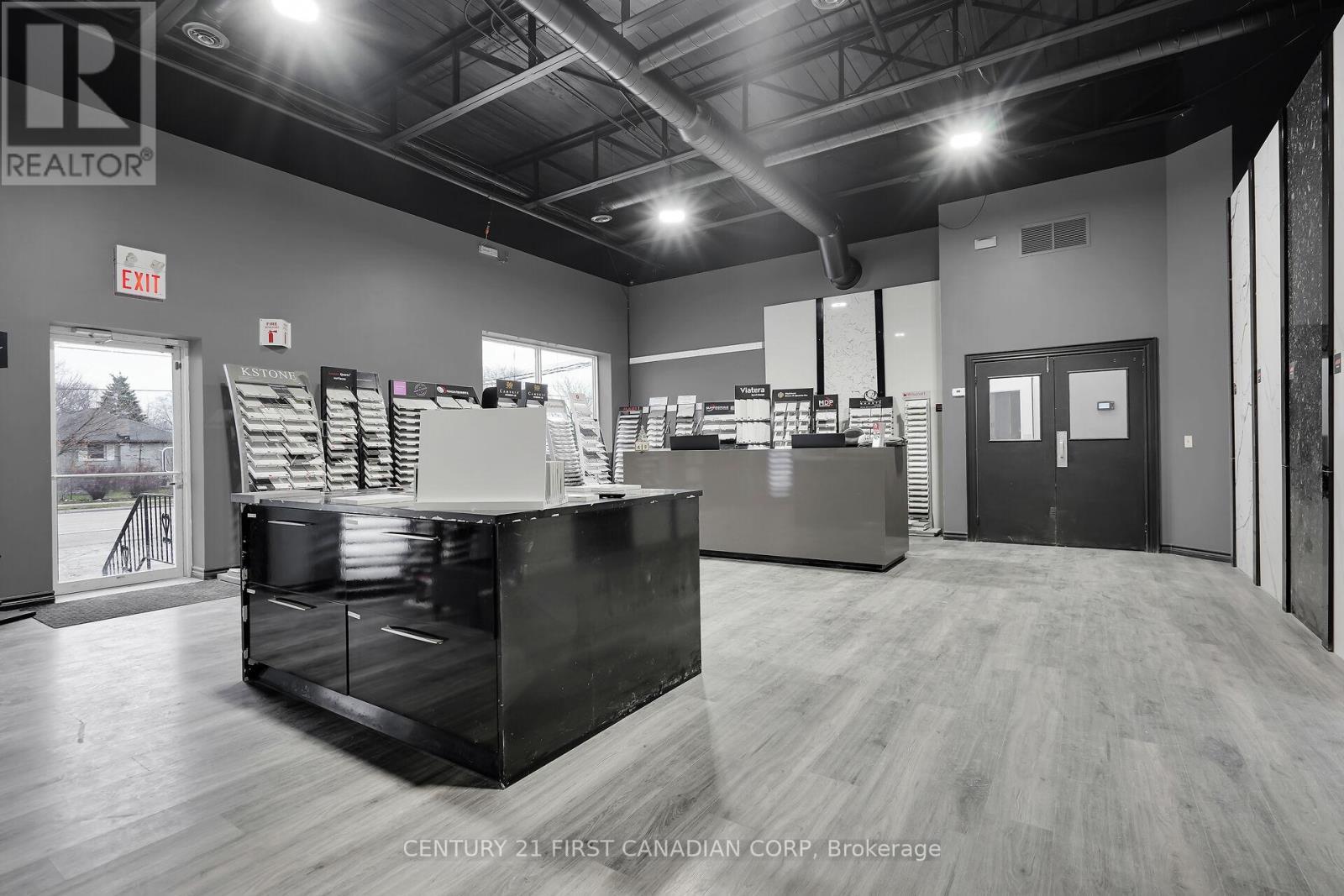 549 First Street, London East (East H), ON