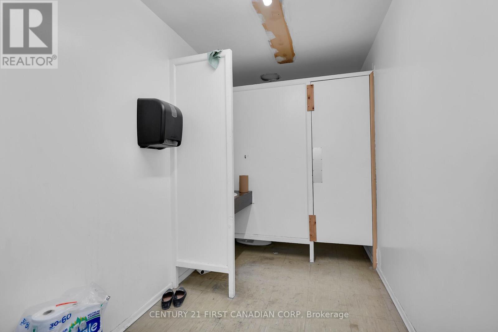 549 First Street, London East (East H), ON