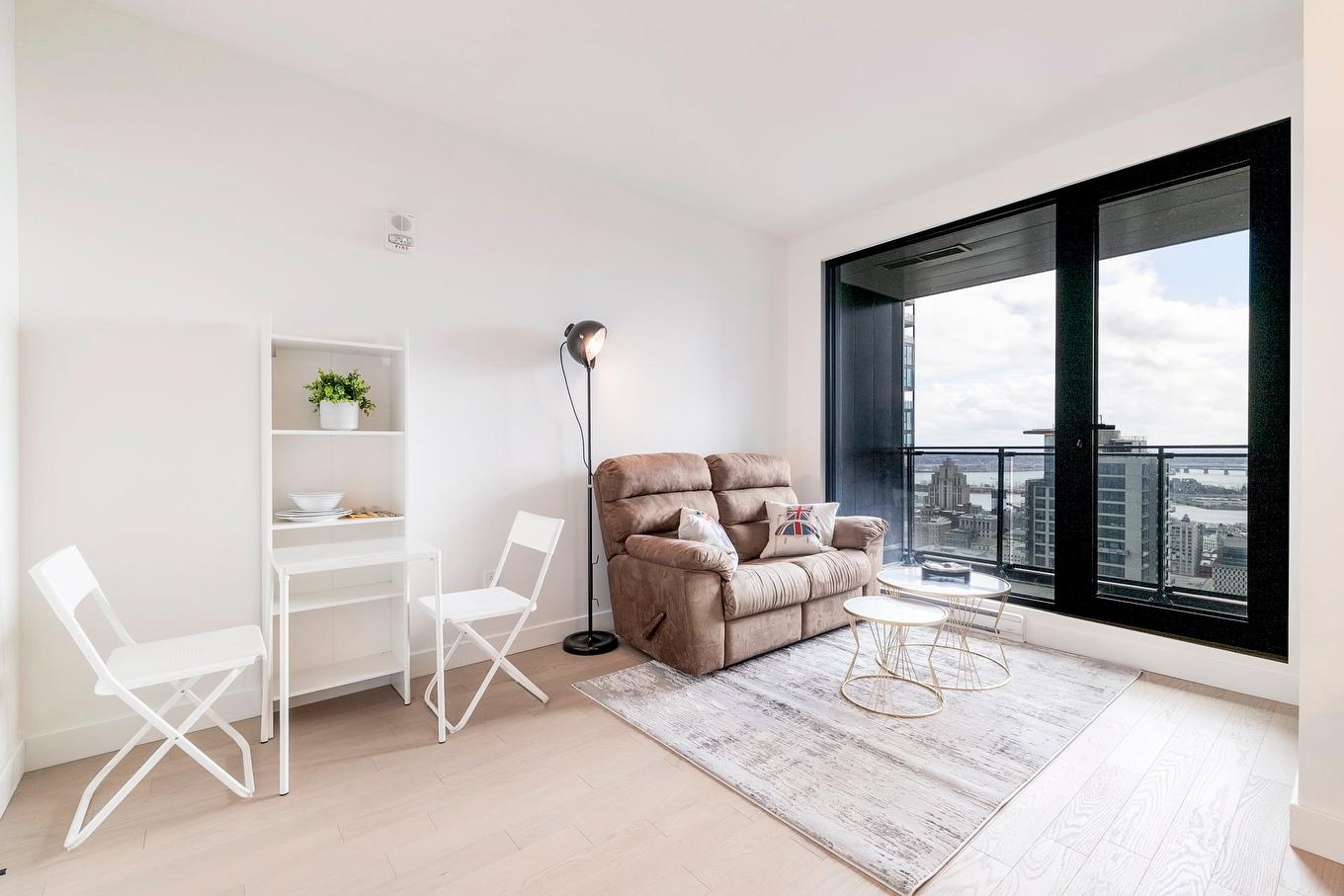 Salon - 3509-1245 Rue De Bleury, Montréal (Ville-Marie), QC - Indoor Photo Showing Other Room