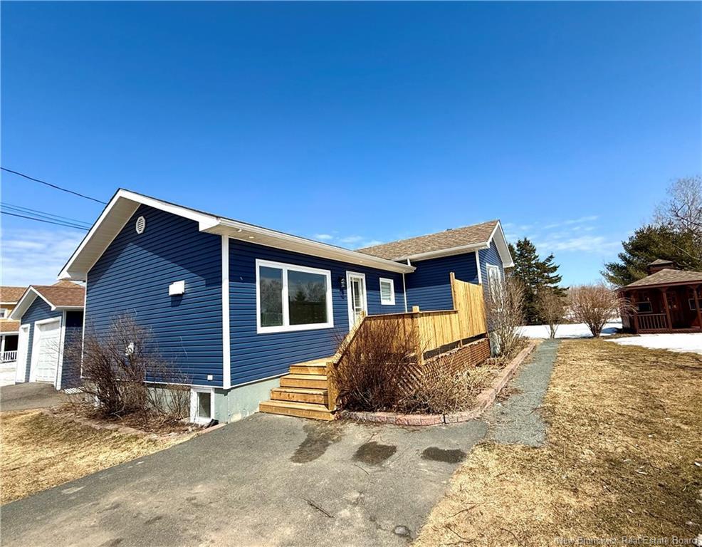 108 Rue Des Erables, Saint-Léolin, NB