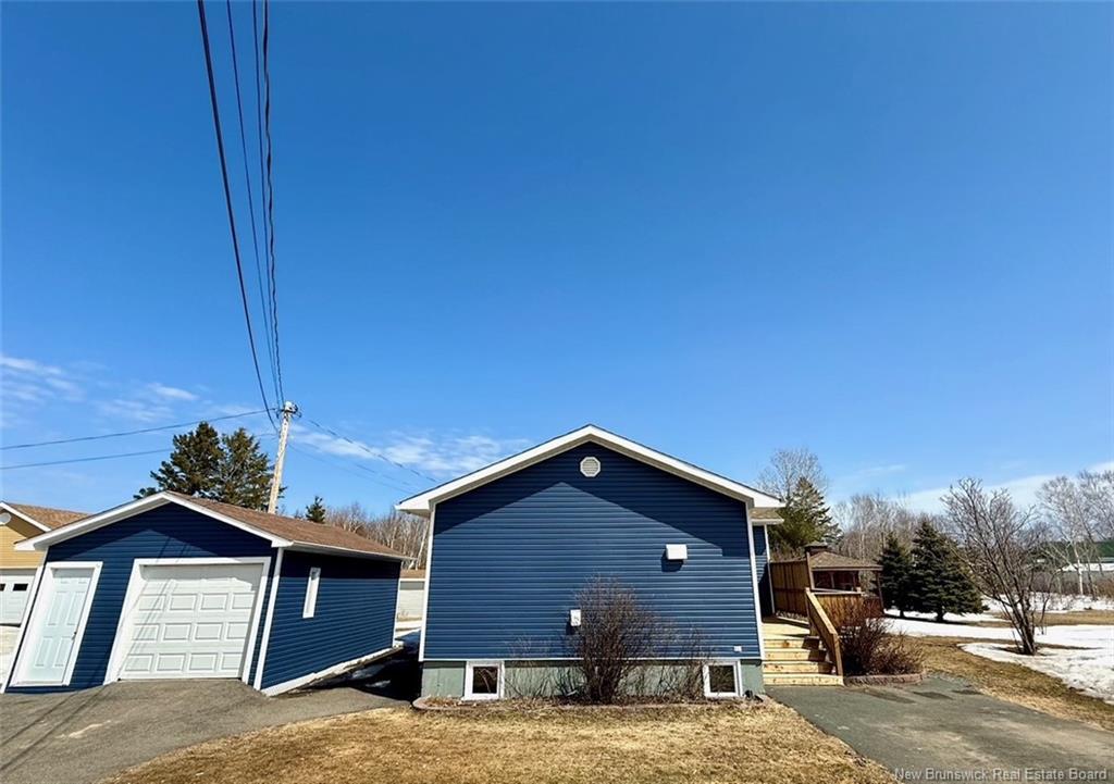 108 Rue Des Erables, Saint-Léolin, NB