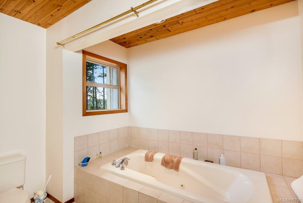 1180 Berry Point Rd, Gabriola Island, BC