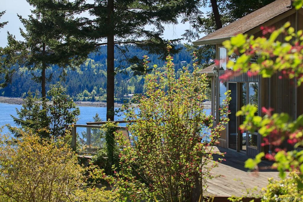 1180 Berry Point Rd, Gabriola Island, BC