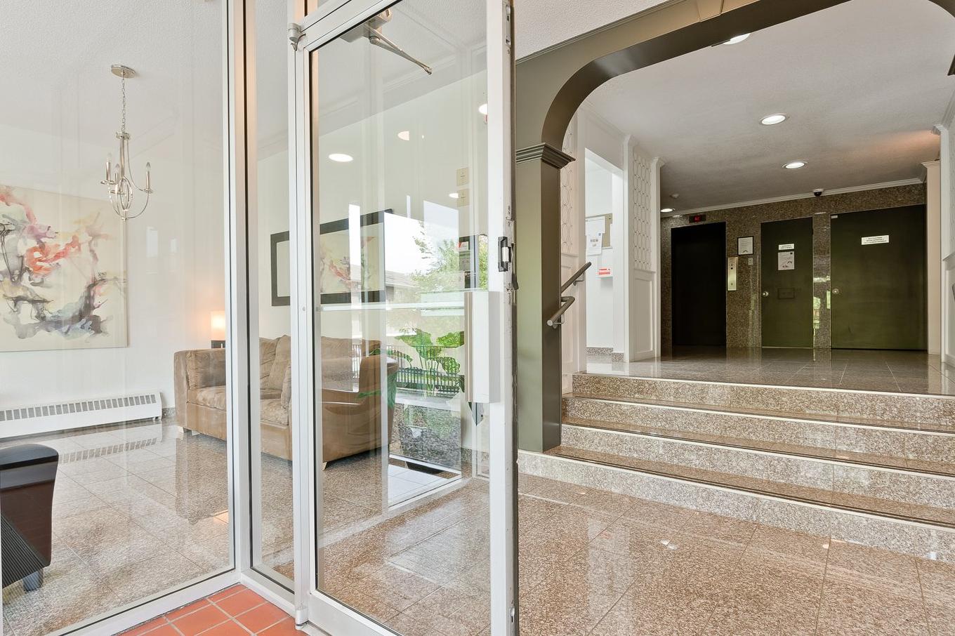 Hall d'entrée/Vestibule - 209-2600 Boul. De Portland, Sherbrooke (Les Nations), QC - Indoor Photo Showing Other Room