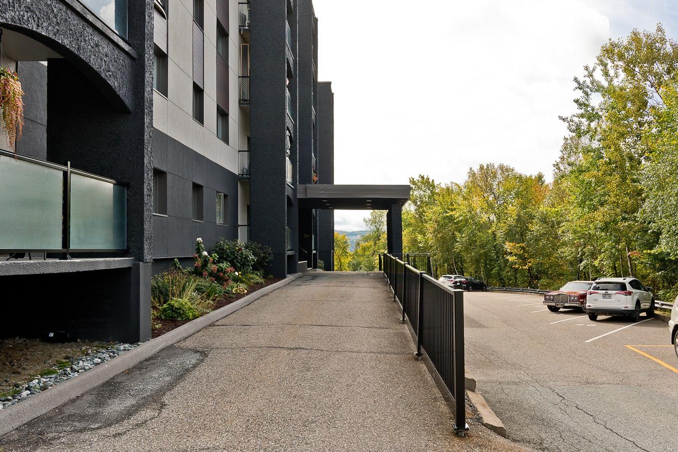 Extérieur - 209-2600 Boul. De Portland, Sherbrooke (Les Nations), QC - Outdoor