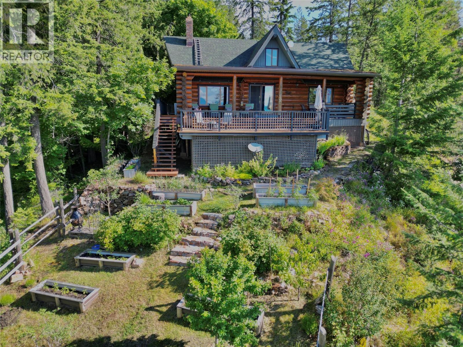 4258 31 Highway, Ainsworth, BC - Outdoor With Deck Patio Veranda