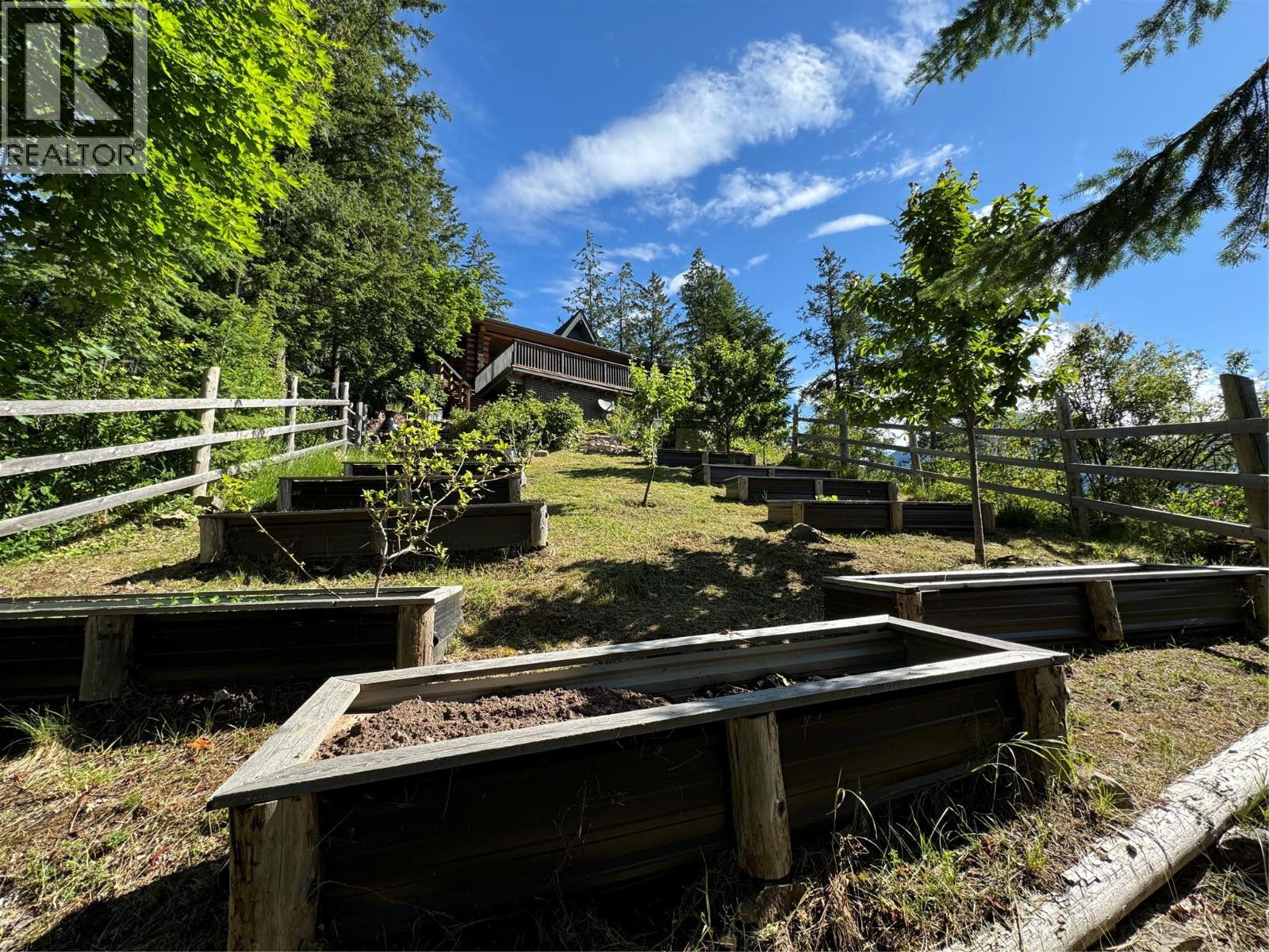 4258 31 Highway, Ainsworth, BC - Outdoor