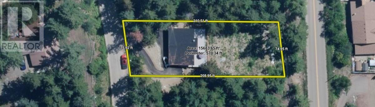 7750 Golf Course Road, Anglemont, BC -