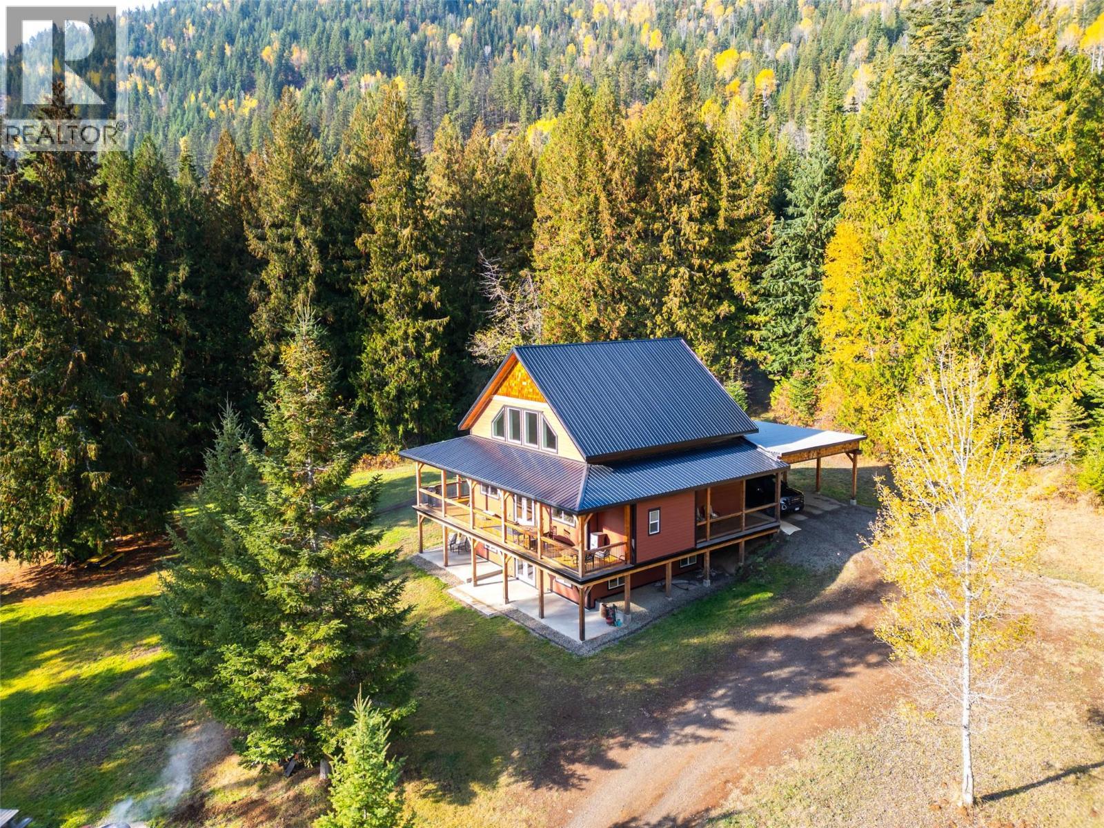 8774 6 Highway, Salmo, BC - Outdoor