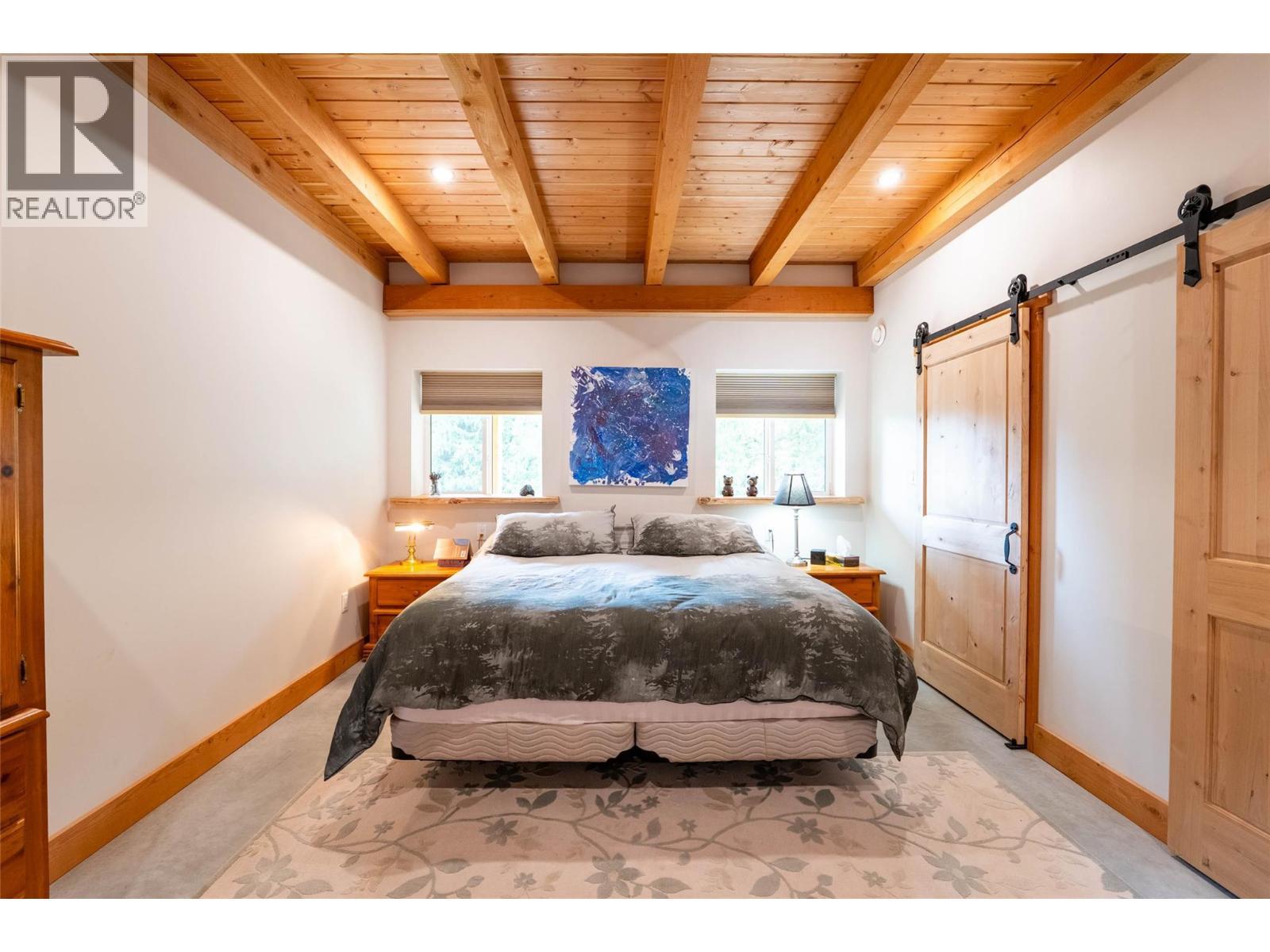 8774 6 Highway, Salmo, BC - Indoor Photo Showing Bedroom