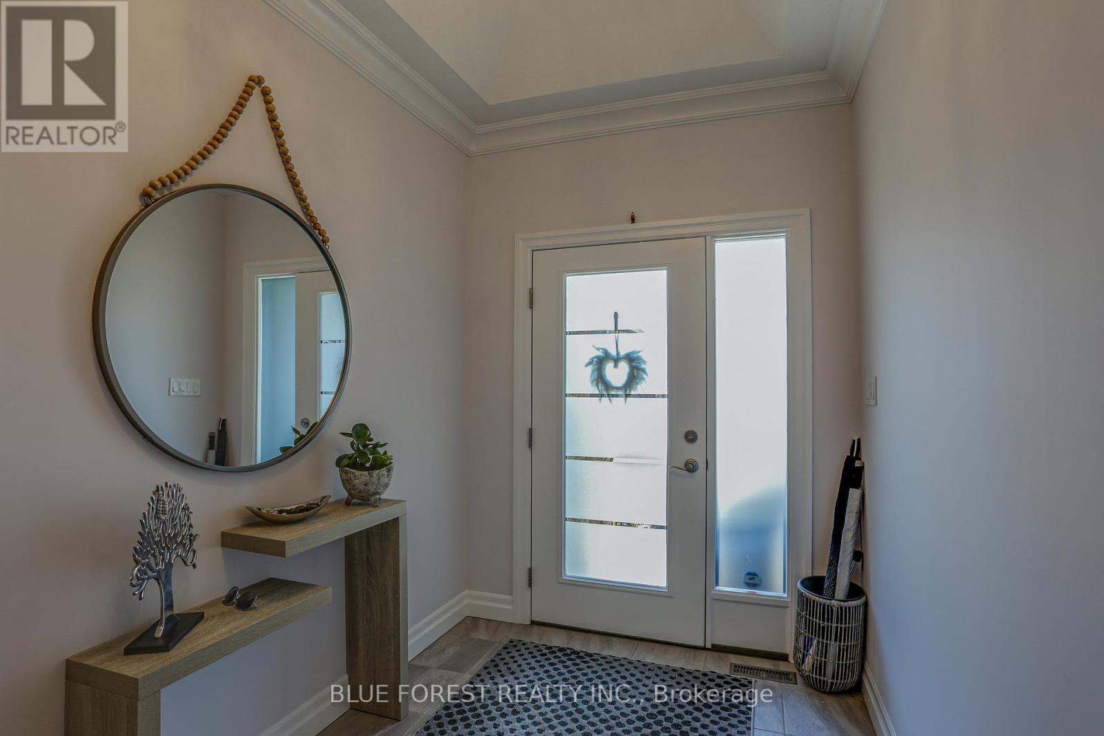 17 Royal Crescent, Southwold, ON - Indoor Photo Showing Other Room