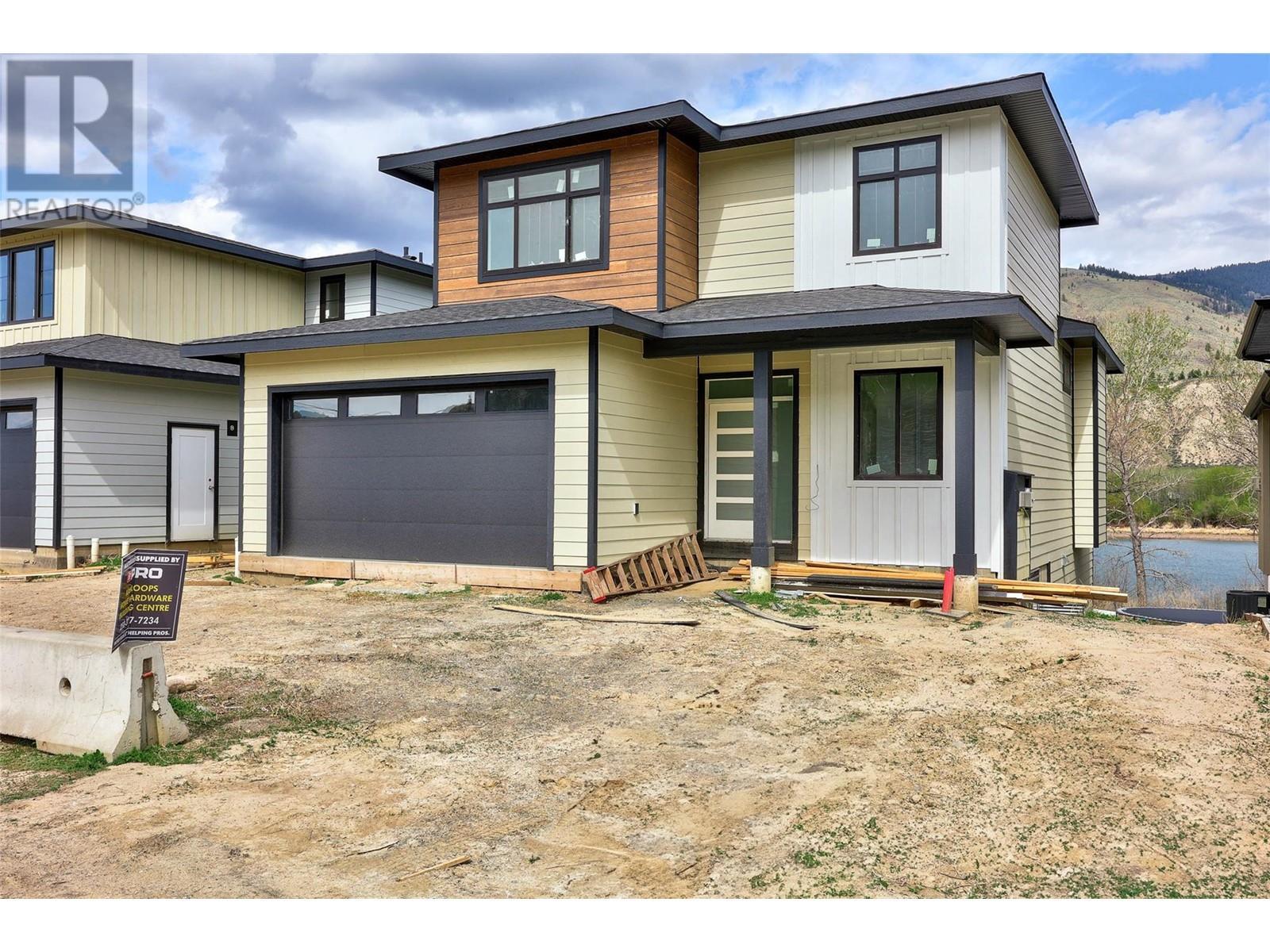 2850 Thompson Drive, Kamloops, BC - Outdoor