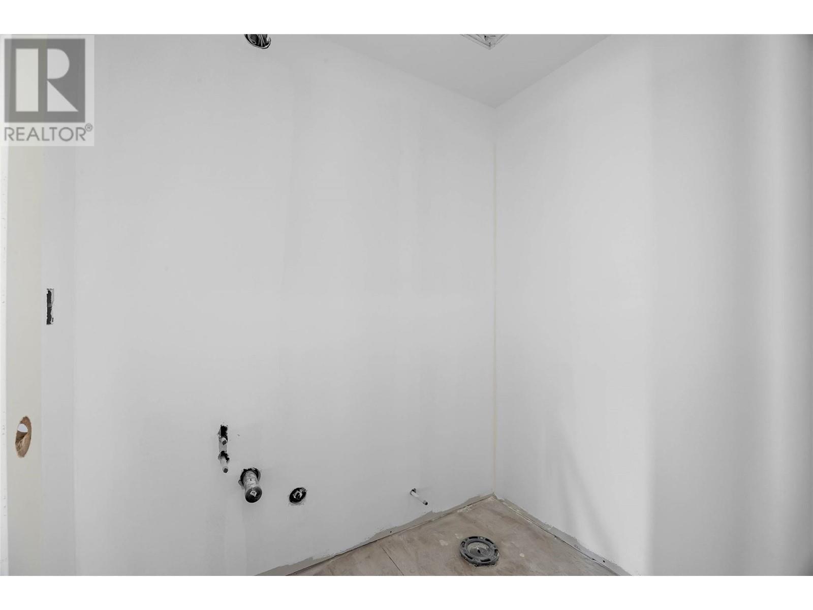 2850 Thompson Drive, Kamloops, BC - Indoor Photo Showing Other Room