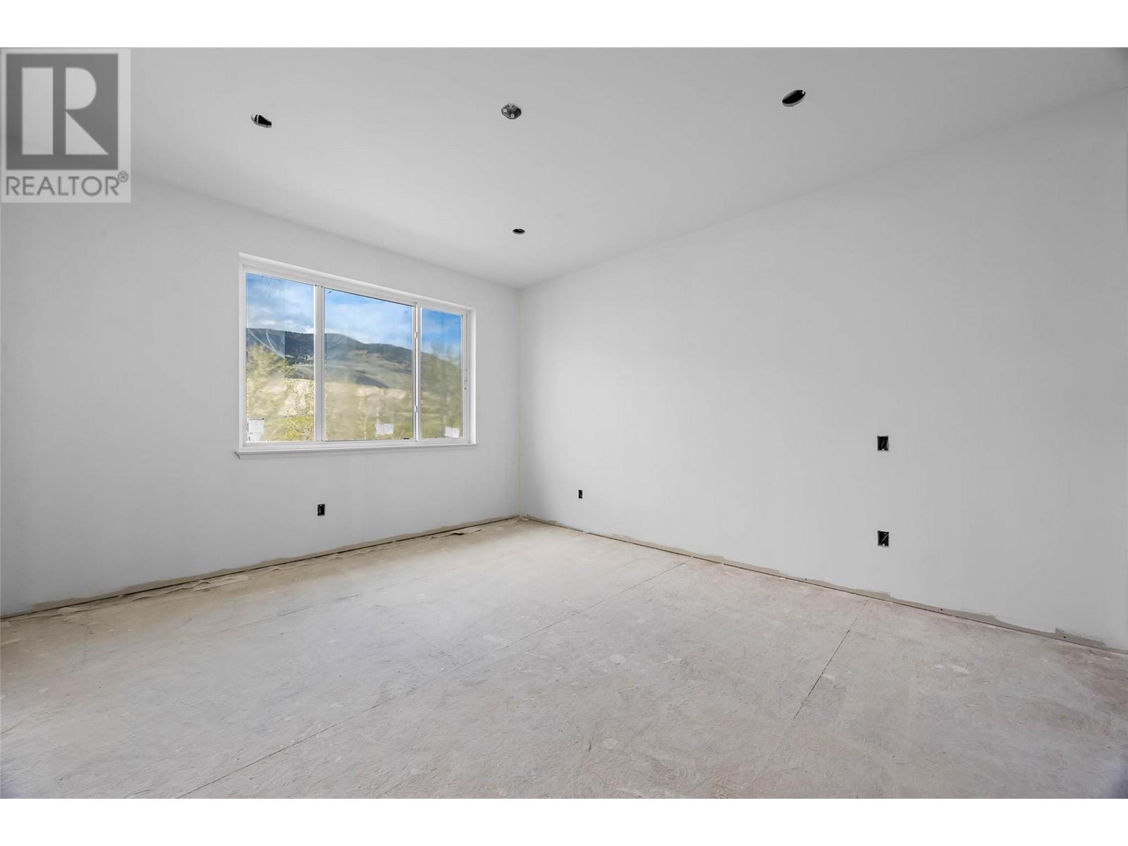 2850 Thompson Drive, Kamloops, BC - Indoor Photo Showing Other Room