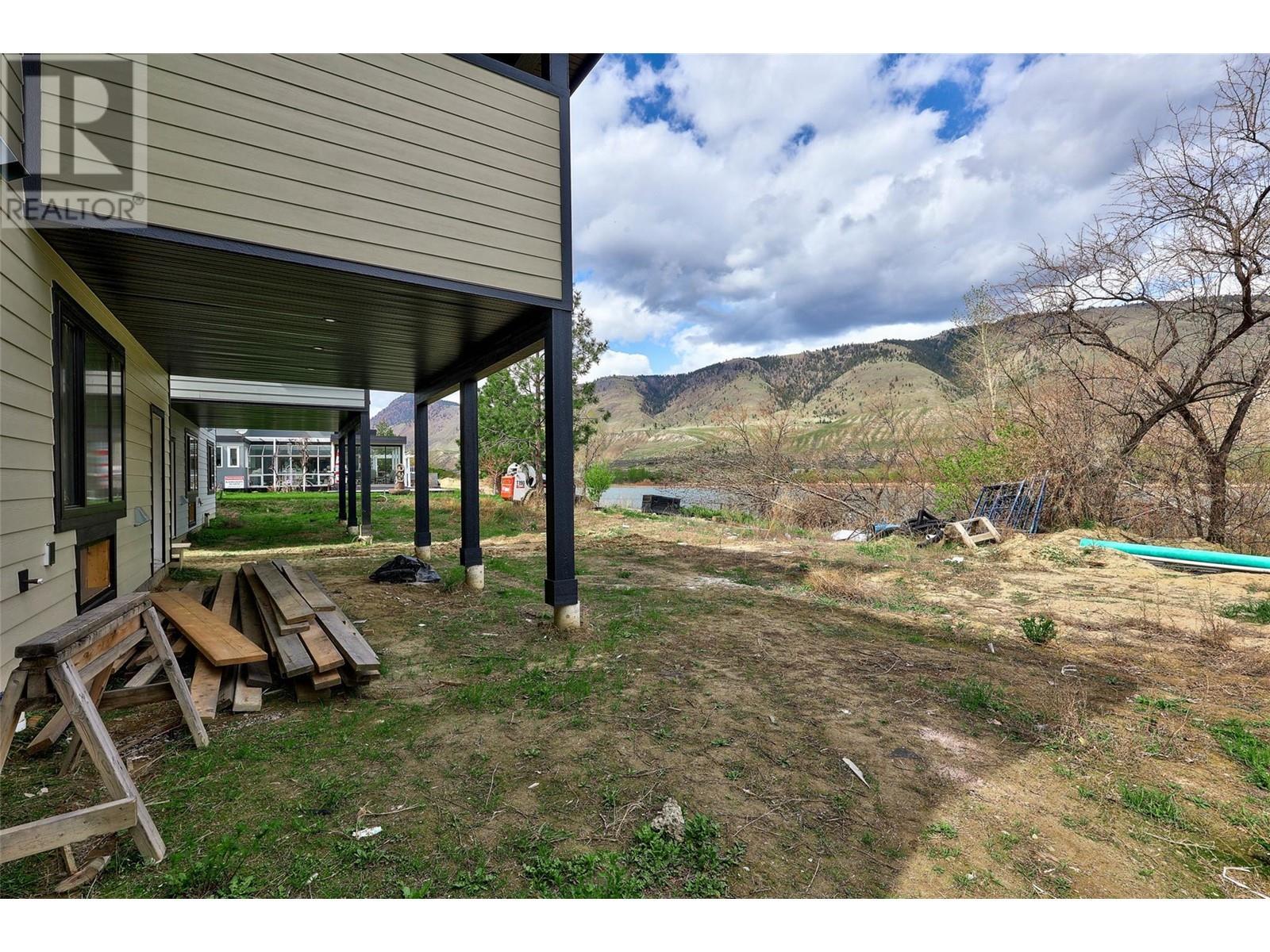 2850 Thompson Drive, Kamloops, BC - Outdoor