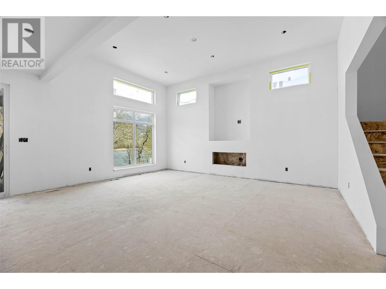 2850 Thompson Drive, Kamloops, BC - Indoor Photo Showing Other Room
