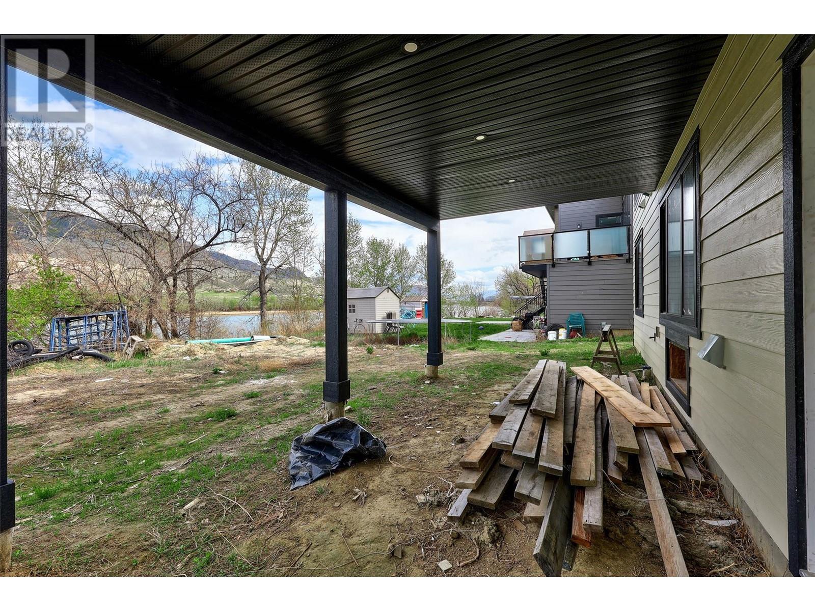 2850 Thompson Drive, Kamloops, BC - Outdoor With Deck Patio Veranda With Exterior