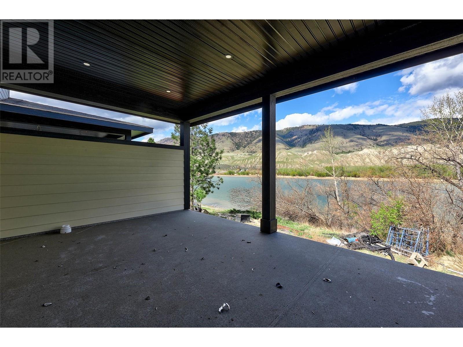 2850 Thompson Drive, Kamloops, BC - Outdoor