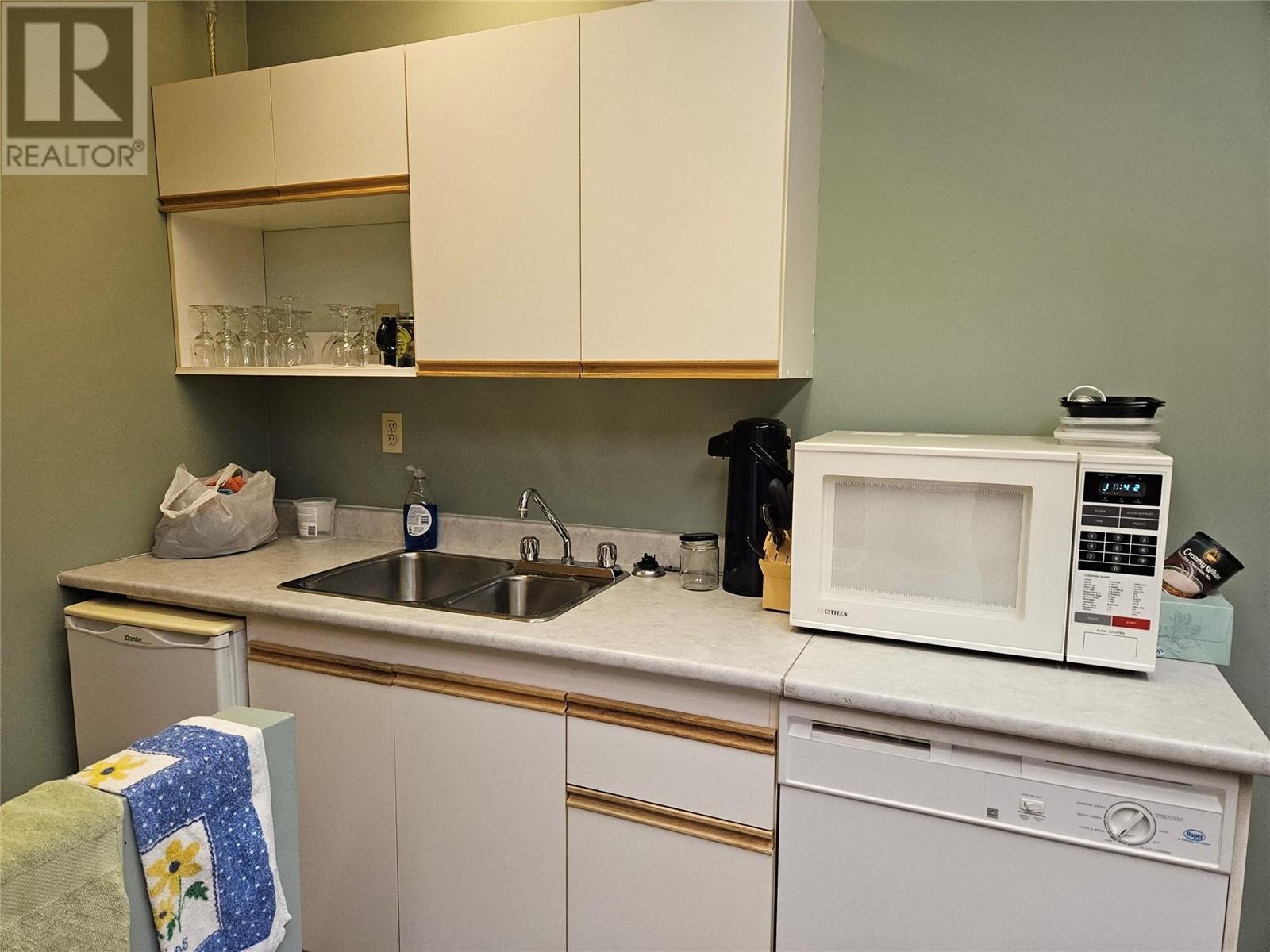 2 Front Street, Penticton, BC